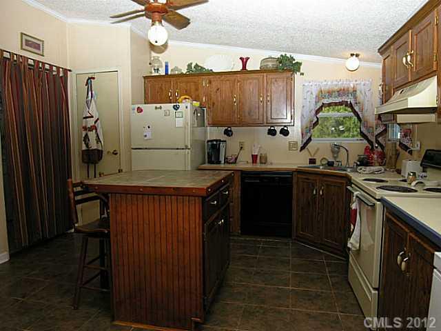 3275 Lambert Road Mount Pleasant, NC 28124 - Photo 5 of 16 Gallery Image 5