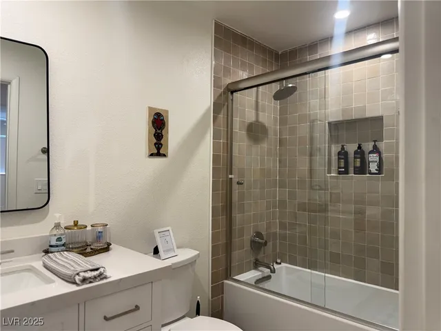 $3,200 | 3611 Rosewood Street, Las Vegas, NV 89103