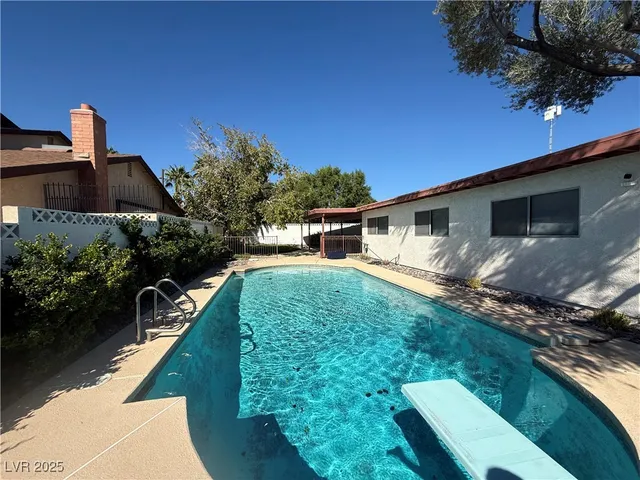 $3,200 | 3611 Rosewood Street, Las Vegas, NV 89103