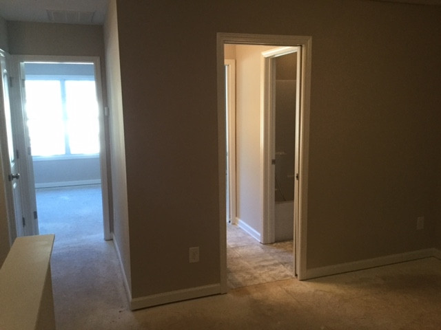 844 Horton Road, Unit 59 Durham, NC 27704 - Photo 10 of 13 Jack & Jill Bath