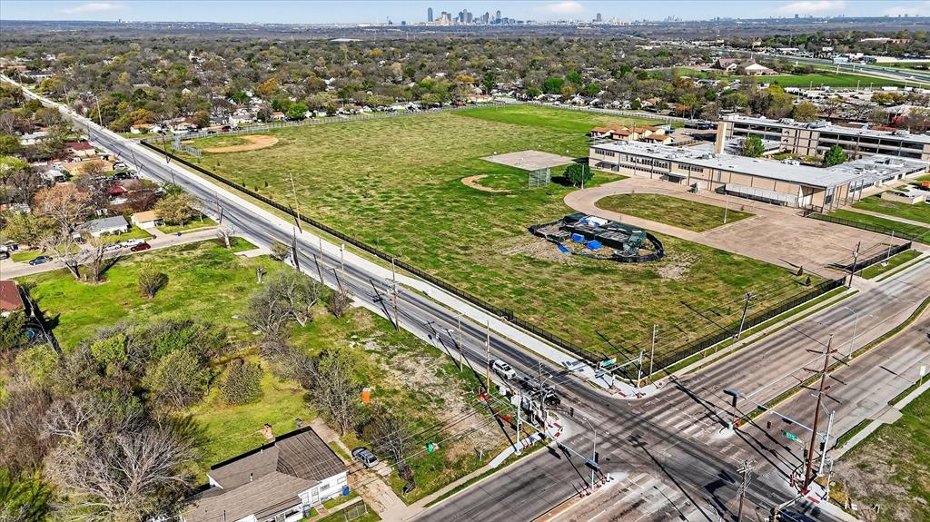 451 North Jim Miller Road Dallas, TX 75217 - Photo 6 of 6