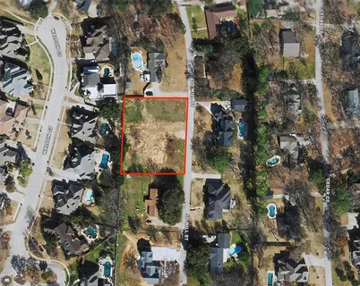 a view of outdoor space with green space