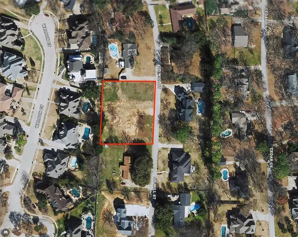 a view of outdoor space with green space