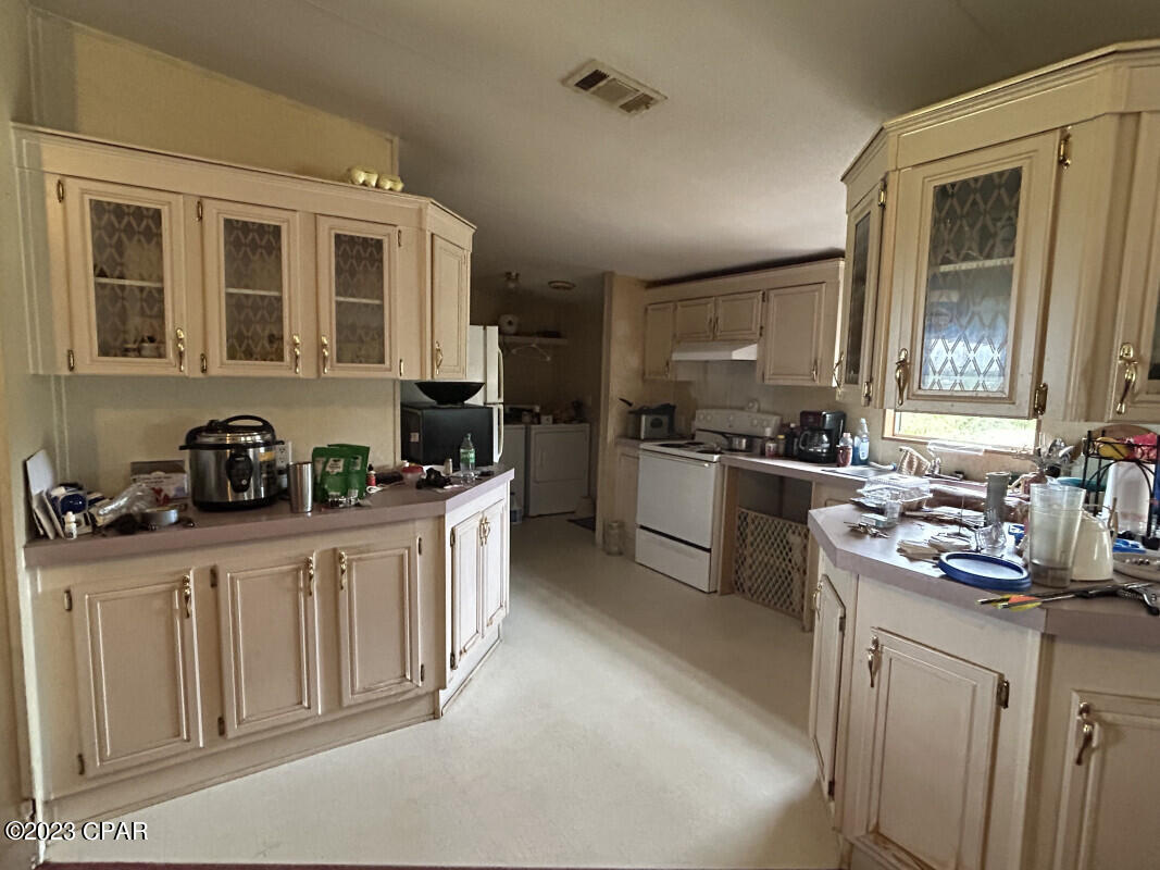 15021 Racetrack Road Youngstown, FL 32466 - Photo 5 of 37 Gallery Image 5