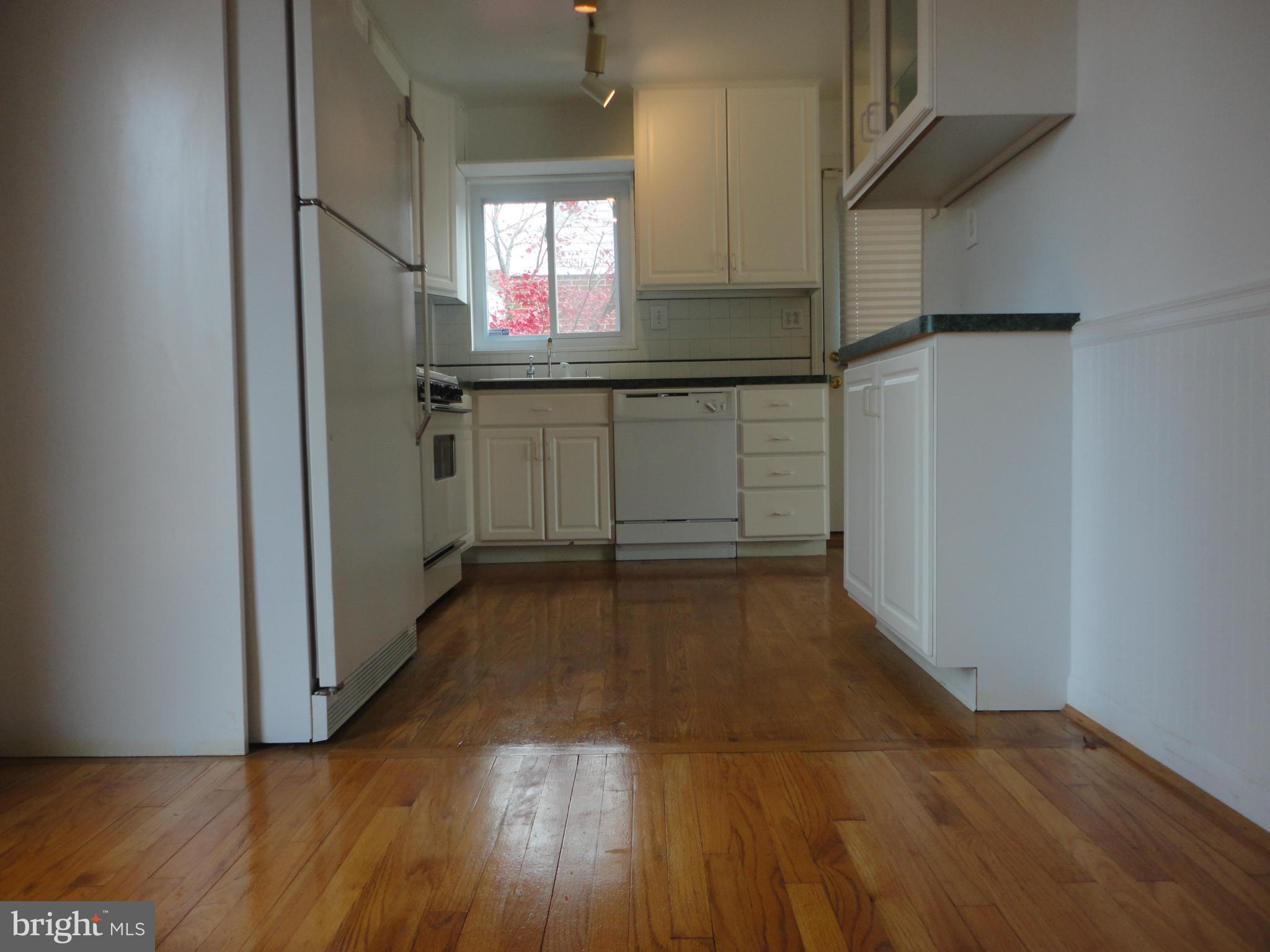 2913 Harris Avenue Silver Spring, MD 20902 - Photo 7 of 30 Kitchen