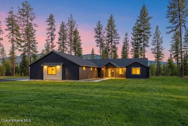 $895,000 | 38 Cannon Lane, Blanchard, ID 83804