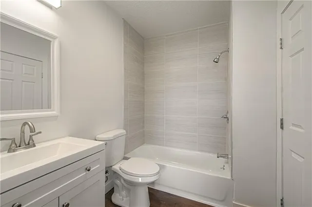 $179,000 | 134 Bellaire Avenue, Kansas City, MO 64123