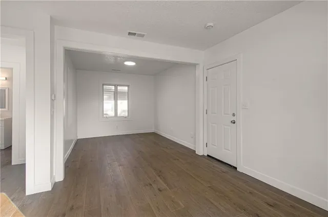 $179,000 | 134 Bellaire Avenue, Kansas City, MO 64123