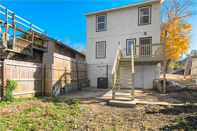 $179,000 | 134 Bellaire Avenue, Kansas City, MO 64123