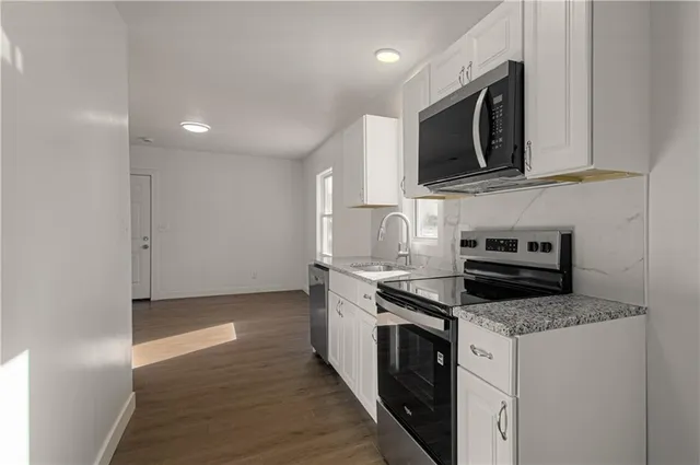 $179,000 | 134 Bellaire Avenue, Kansas City, MO 64123