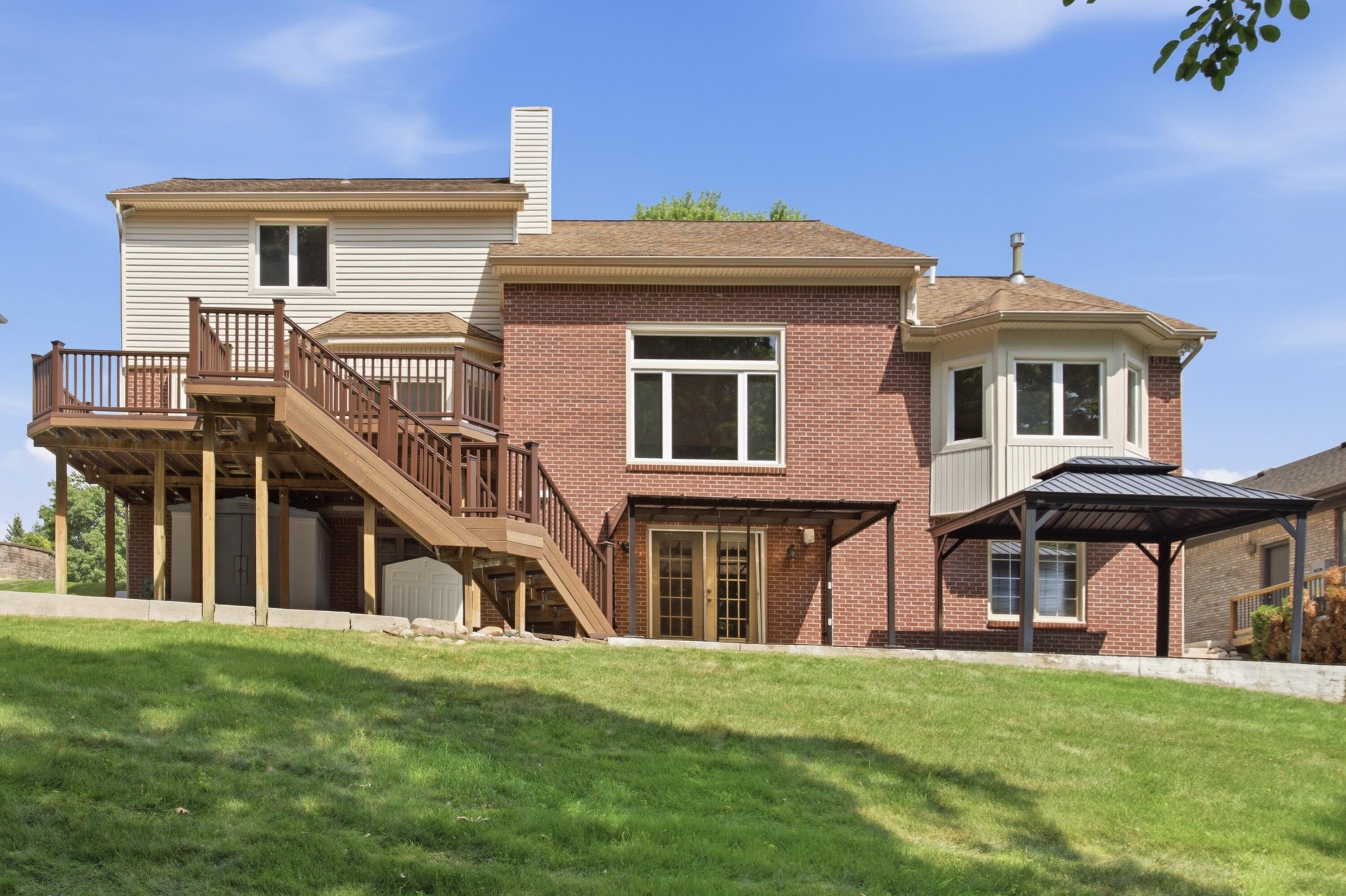 2189 Clinton View Circle Rochester Hills, MI 48309 - Photo 67 of 77 IMG_8060