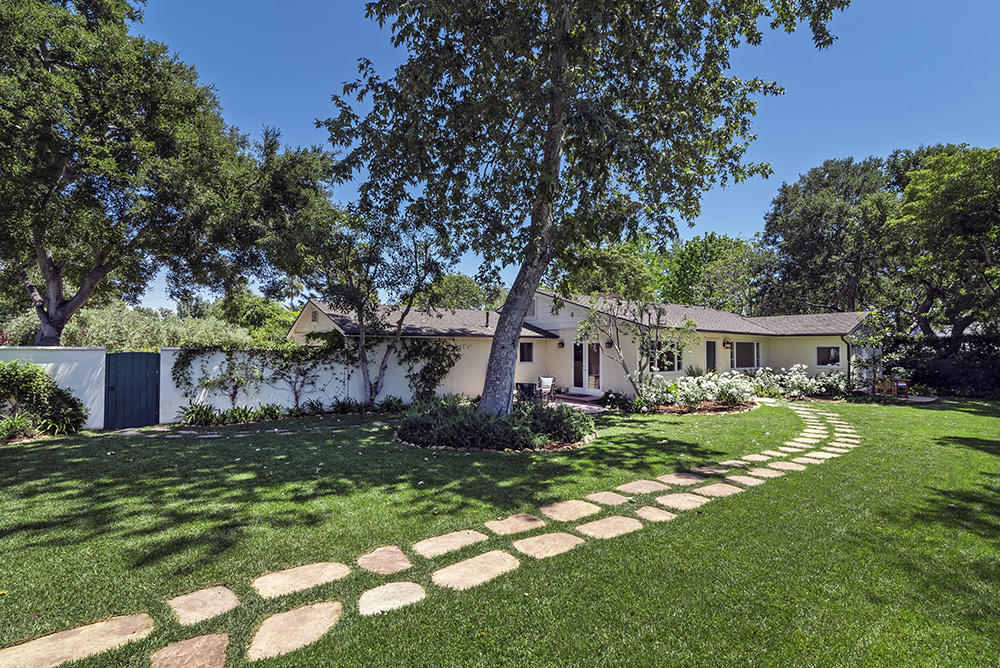 1495 Monte Vista Road Santa Barbara, CA 93108 - Photo 2 of 15 002