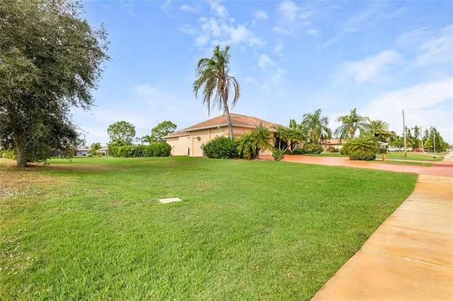 $599,000 | 245 Rotonda Boulevard North, Rotonda West, FL 33947