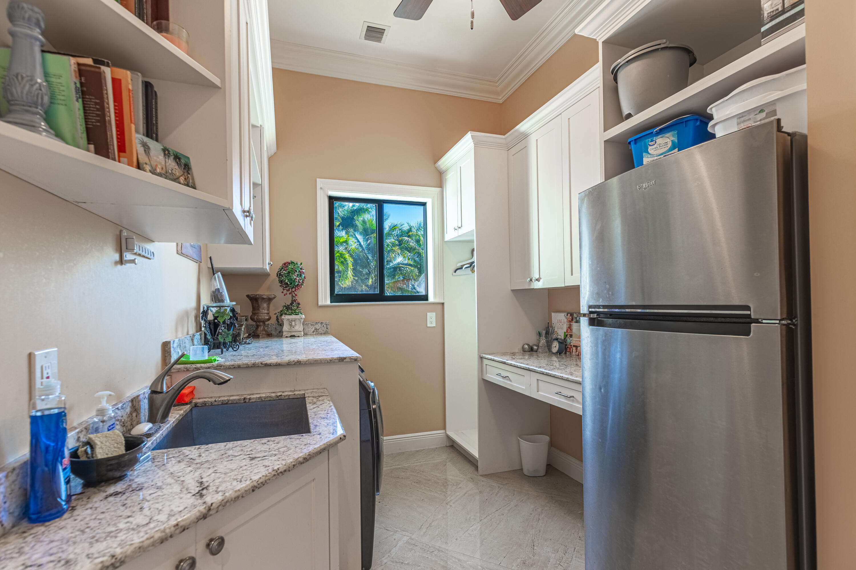 2943 B Road Loxahatchee Groves, FL 33470 - Photo 49 of 88 Laundry-