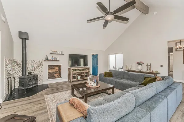 $650,000 | 27118 Redhawk Lane, Clovis, CA 93619
