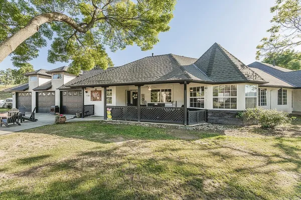 $650,000 | 27118 Redhawk Lane, Clovis, CA 93619
