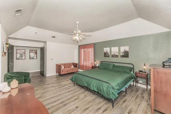 $650,000 | 27118 Redhawk Lane, Clovis, CA 93619