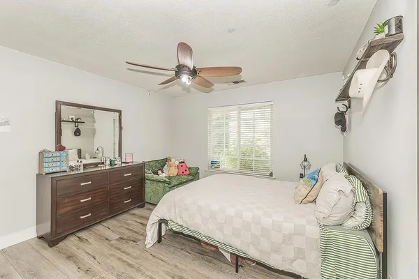 $650,000 | 27118 Redhawk Lane, Clovis, CA 93619