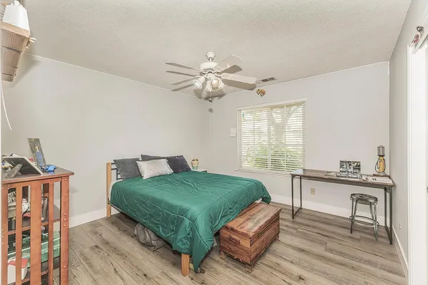 $650,000 | 27118 Redhawk Lane, Clovis, CA 93619