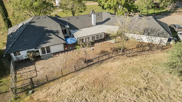 $650,000 | 27118 Redhawk Lane, Clovis, CA 93619