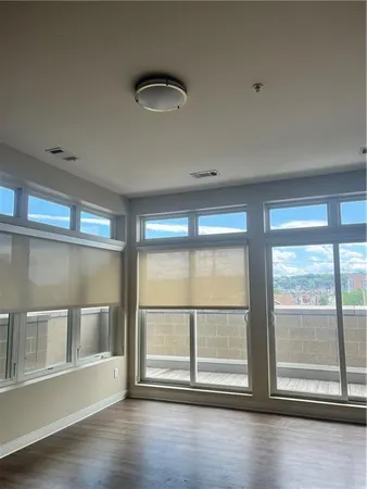 $2,000 | 1655 Fifth Avenue, Unit 312, Pittsburgh, PA 15219