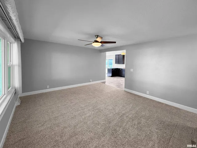 $245,000 | 201 Northeast Cross Street, Mount Sterling, IL 62353