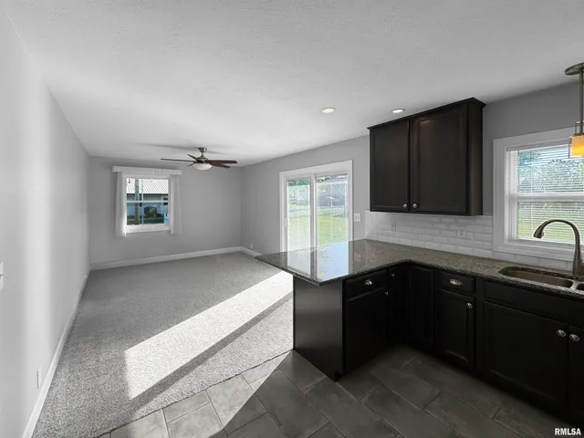 $245,000 | 201 Northeast Cross Street, Mount Sterling, IL 62353