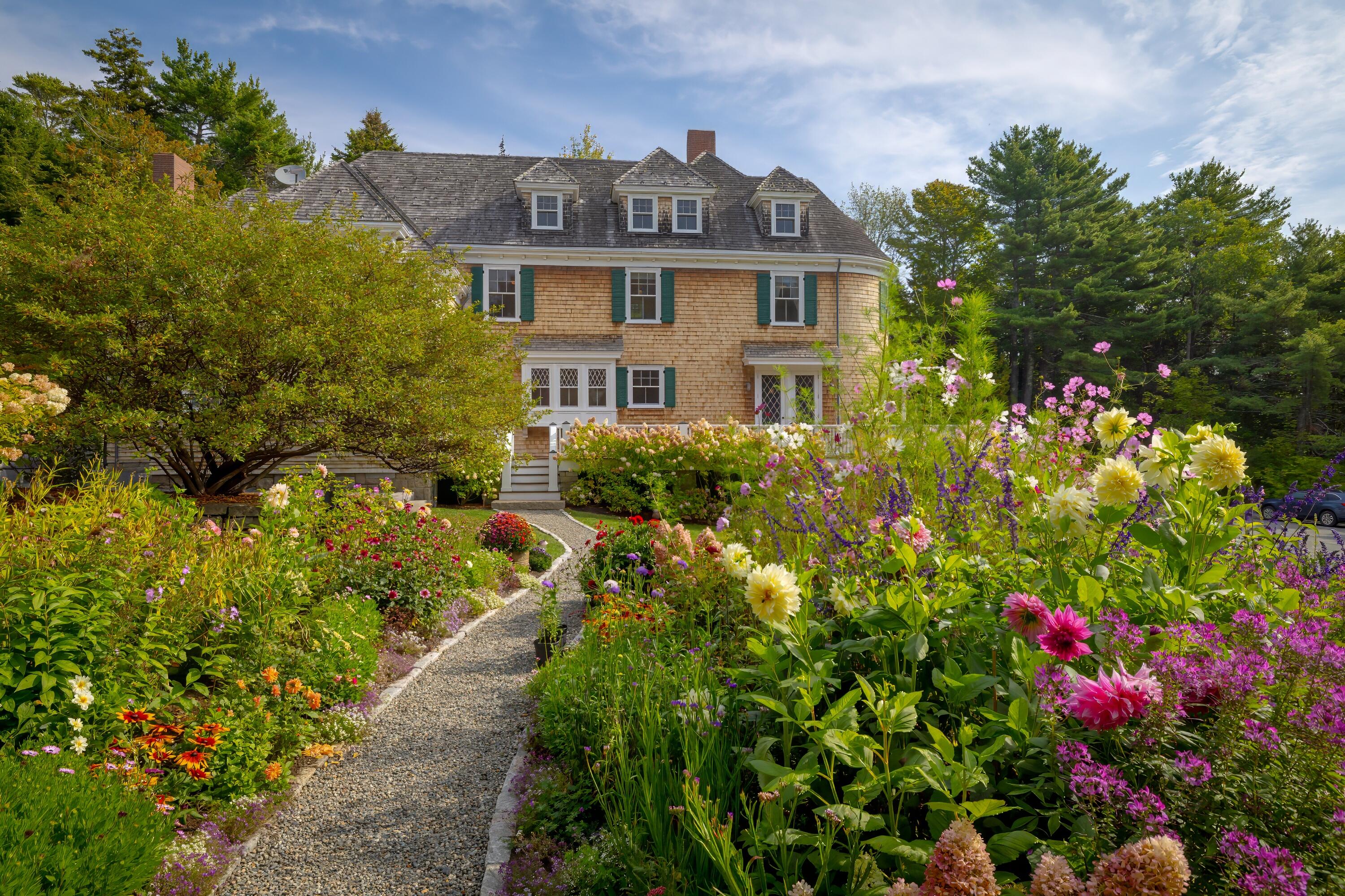 28 Harborside Road Mount Desert, ME 04662 - Photo 35 of 41 Gardens