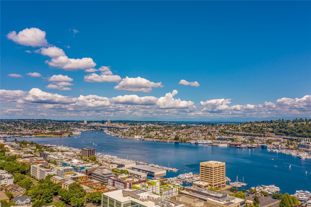 610 Aloha Street, Unit 302 Seattle, WA 98109 - Photo 23 of 27