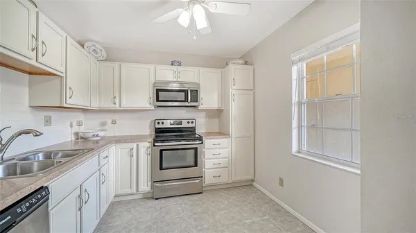 $2,000 | 7880 Palm Aire Lane, Unit 203, Sarasota, FL 34243