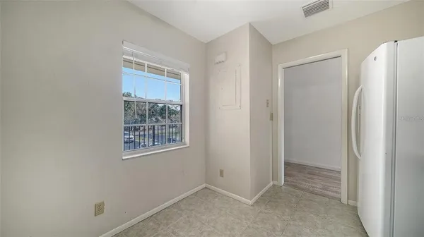 $2,000 | 7880 Palm Aire Lane, Unit 203, Sarasota, FL 34243