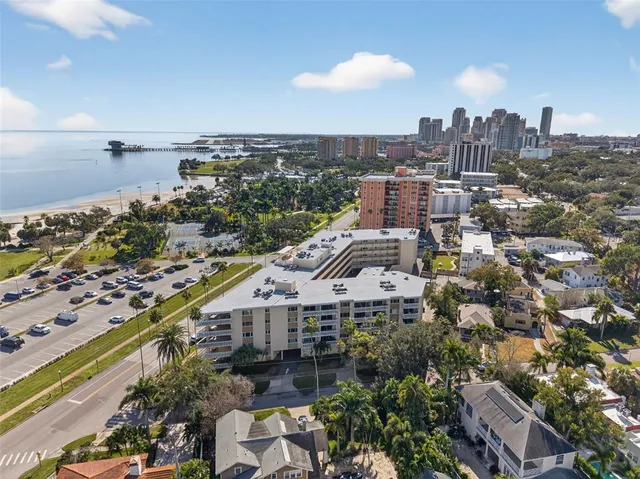 $2,800 | 1200 North Shore Drive Northeast, Unit 201 FURNISHED, St. Petersburg, FL 33701