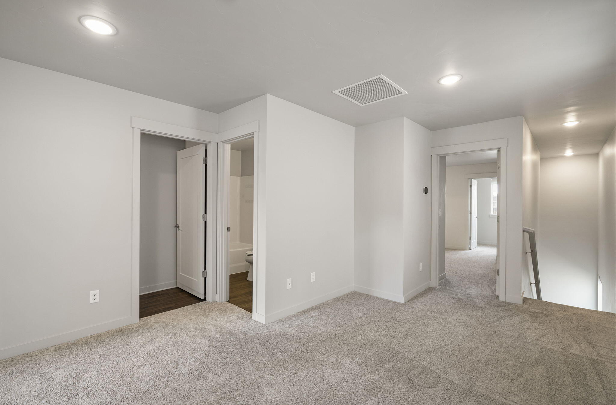 2366 Northeast Victor Place Bend, OR 97701 - Photo 13 of 31 a view of an empty room