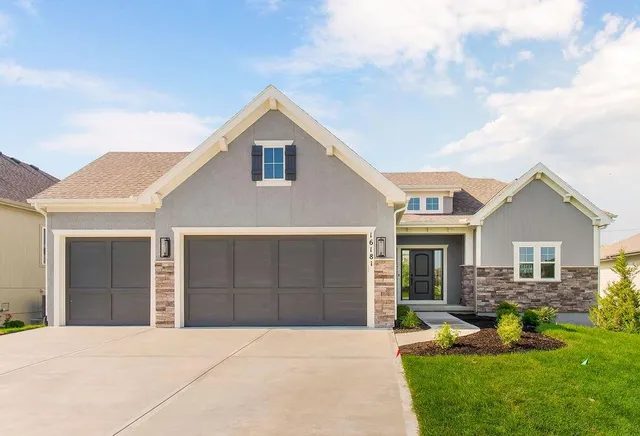 $731,568 | 16181 166th Court, Olathe, KS 66062