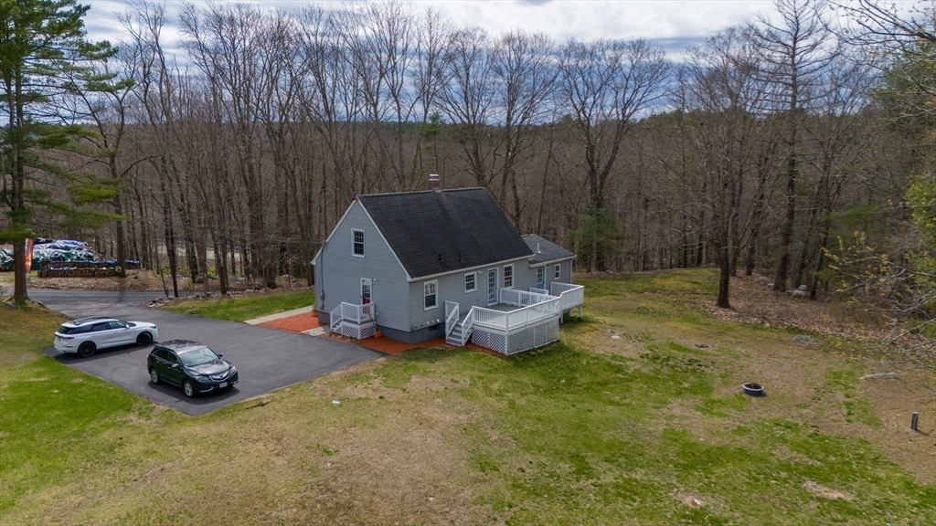 11 Buffum Road Charlton, MA 01507 - Photo 6 of 38 Gallery Image 6