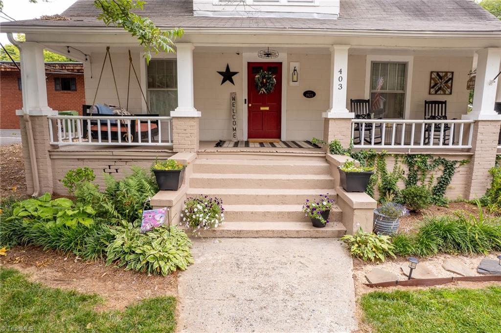 403 West Center Street Lexington, NC 27292 - Photo 9 of 41