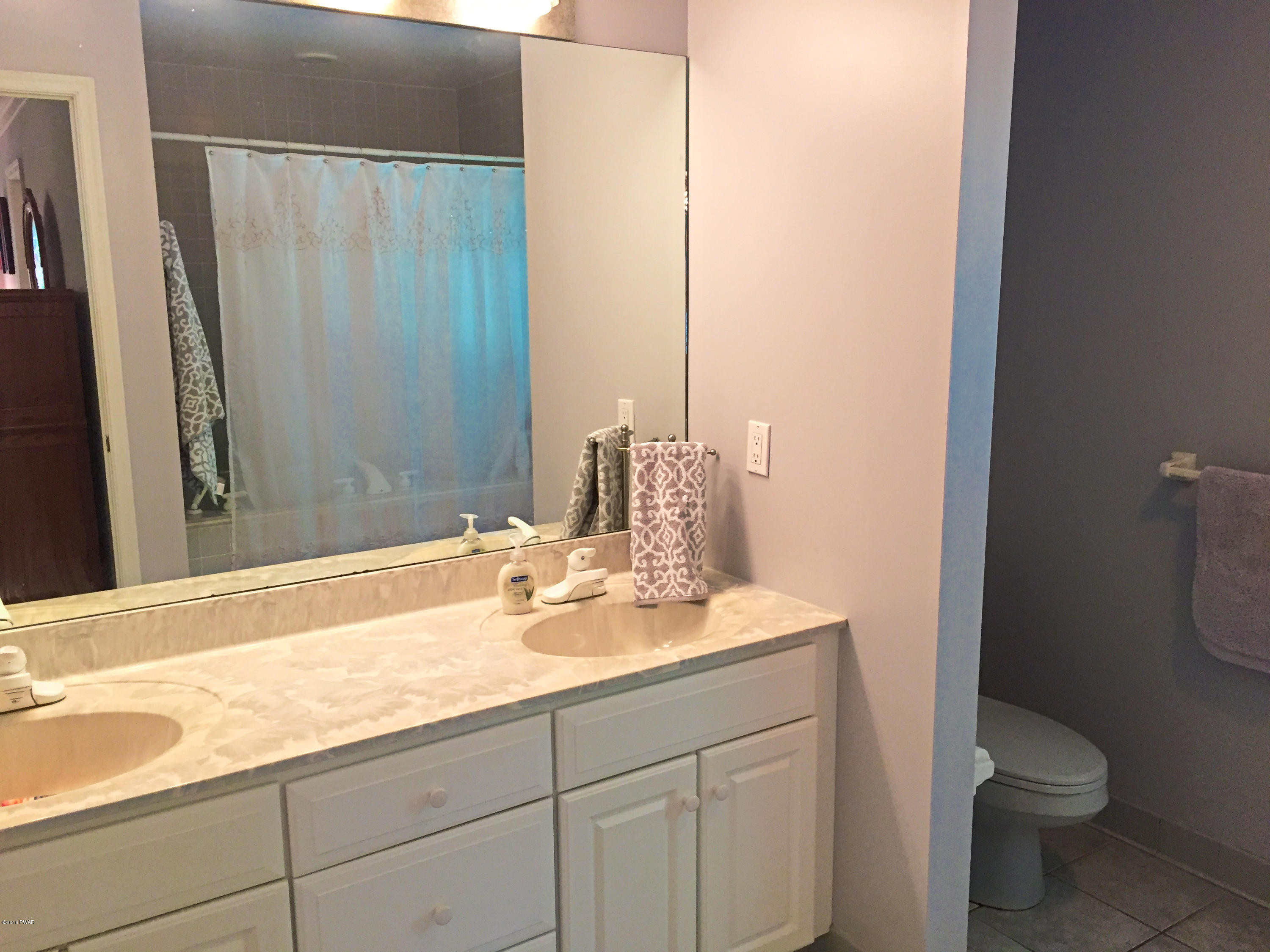 120 Stone Ridge Lane Milford, PA 18337 - Photo 17 of 33