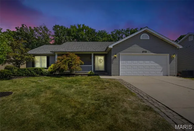 $352,000 | 1721 Fairview Farms Circle, Wentzville, MO 63385