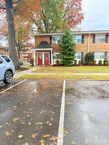 $1,700 | 51 Garden View Terrace, Unit 2, East Windsor, NJ 08520