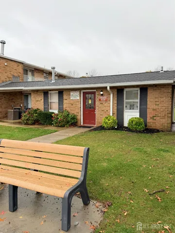 $1,700 | 51 Garden View Terrace, Unit 2, East Windsor, NJ 08520