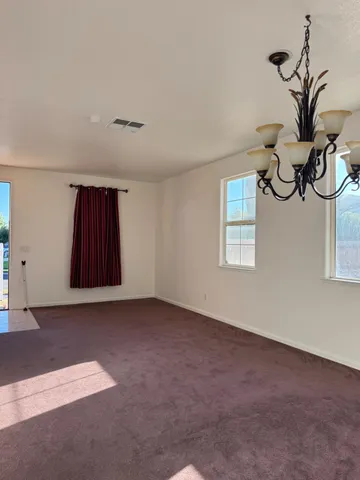 a view of empty room with window