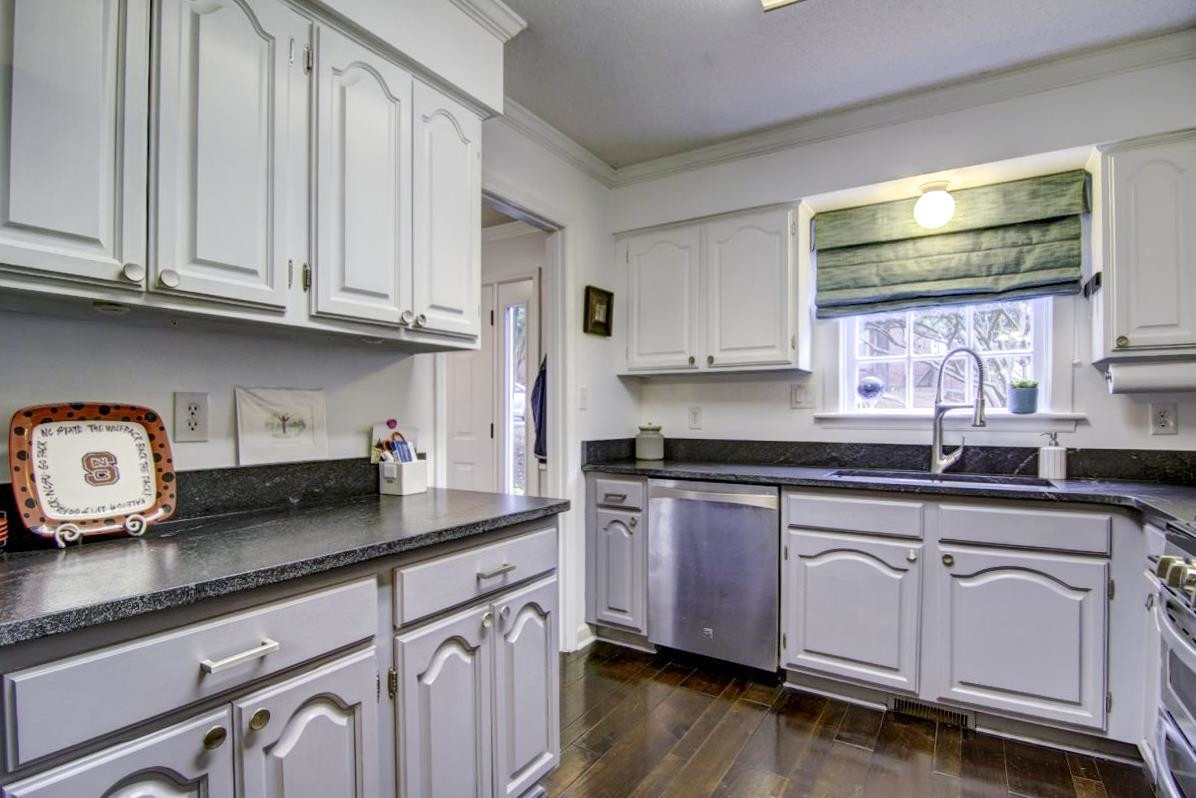 4543 Hershey Court Raleigh, NC 27613 - Photo 8 of 22 Photo 8