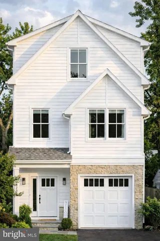 $930,000 | 212 Chestnut Street, Newtown Square, PA 19073