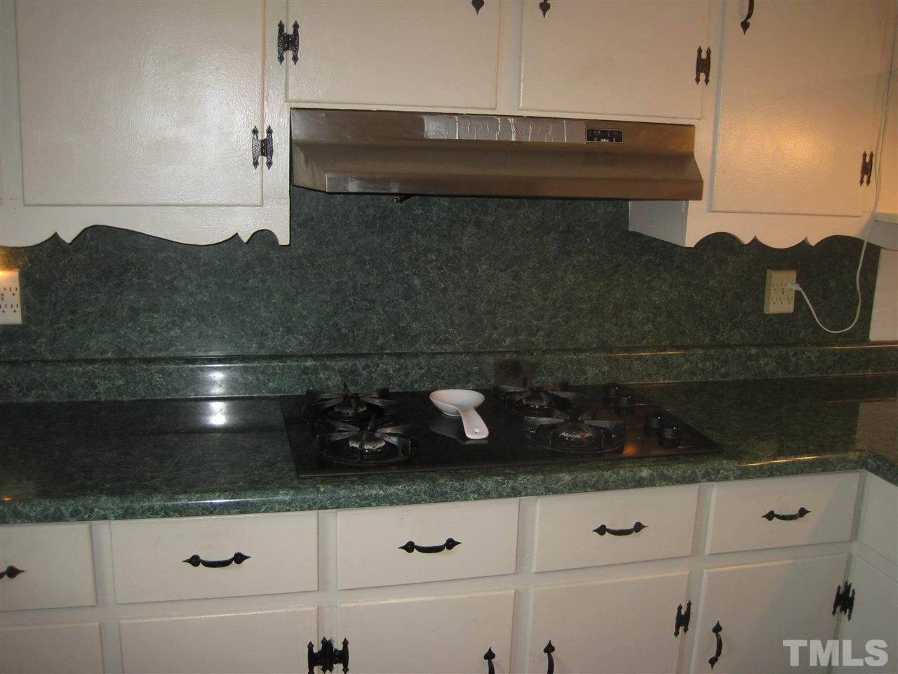 1125 Friendly Road Dunn, NC 28334 - Photo 12 of 25 Gallery Image 12