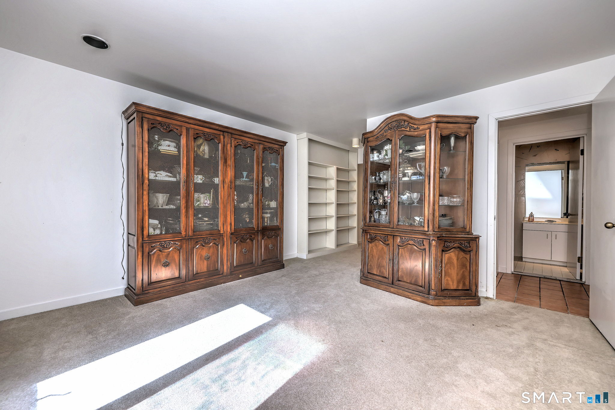 690 Forest Road, Unit 382 West Haven, CT 06516 - Photo 19 of 37