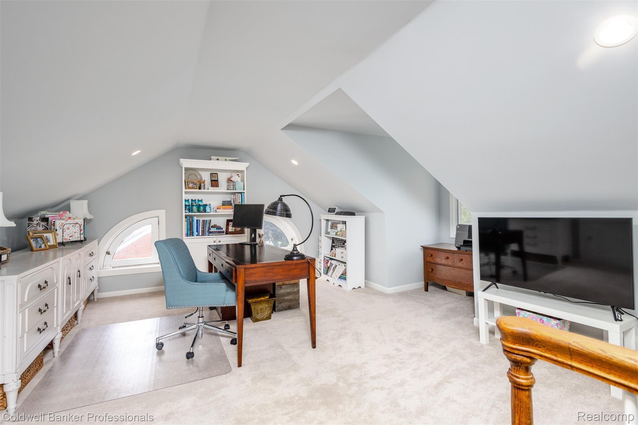 1142 Harvard Road Grosse Pointe, MI 48230 - Photo 37 of 54 1142 Harvard S037.jpg