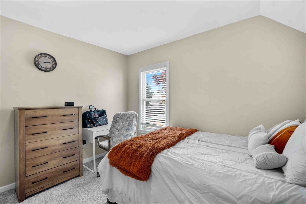 104 Farnsworth Street Springfield, MA 01107 - Photo 12 of 16 Gallery Image 12