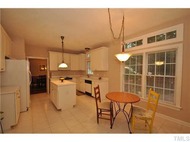 9008 Breeland Way Raleigh, NC 27613 - Photo 10 of 18 Gallery Image 10