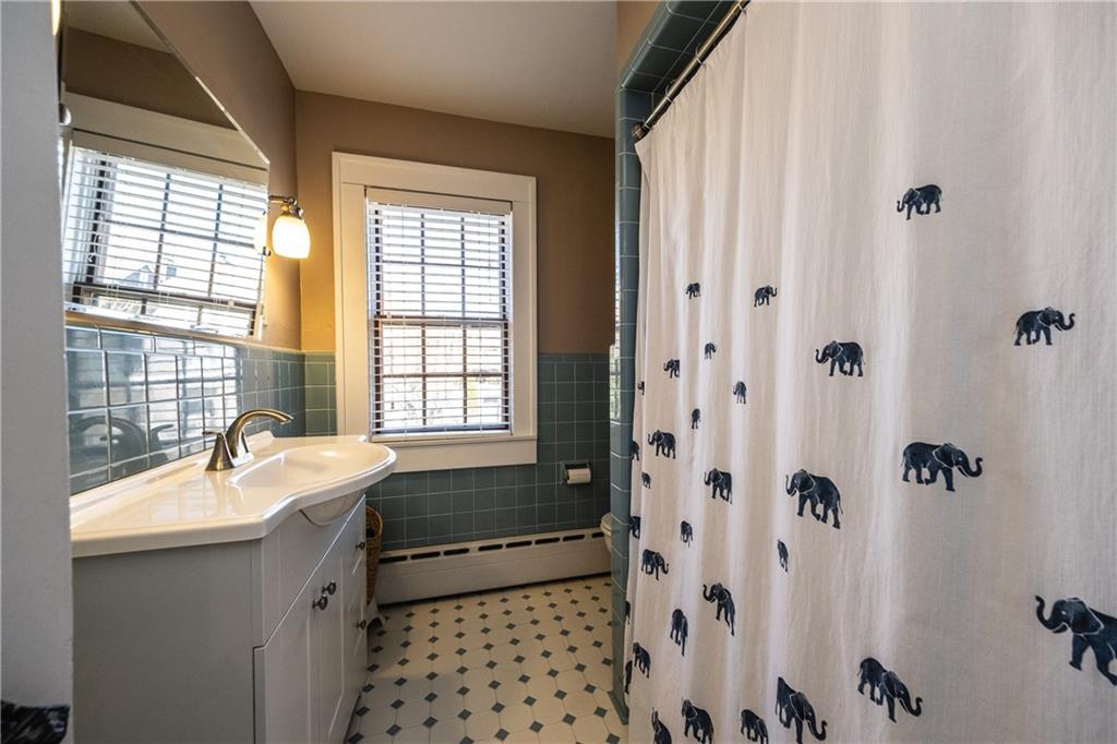 427 Arden Road Pittsburgh, PA 15216 - Photo 17 of 25 Gallery Image 17