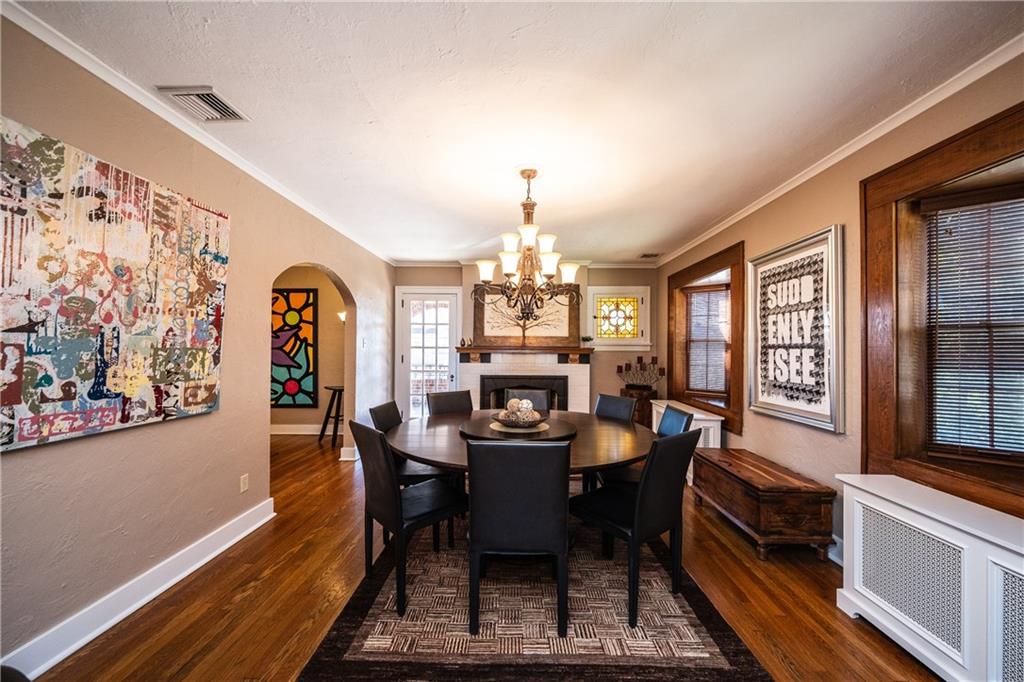 427 Arden Road Pittsburgh, PA 15216 - Photo 4 of 25 Living room currently used as dining room. Wonderful flexibility with floor plan!